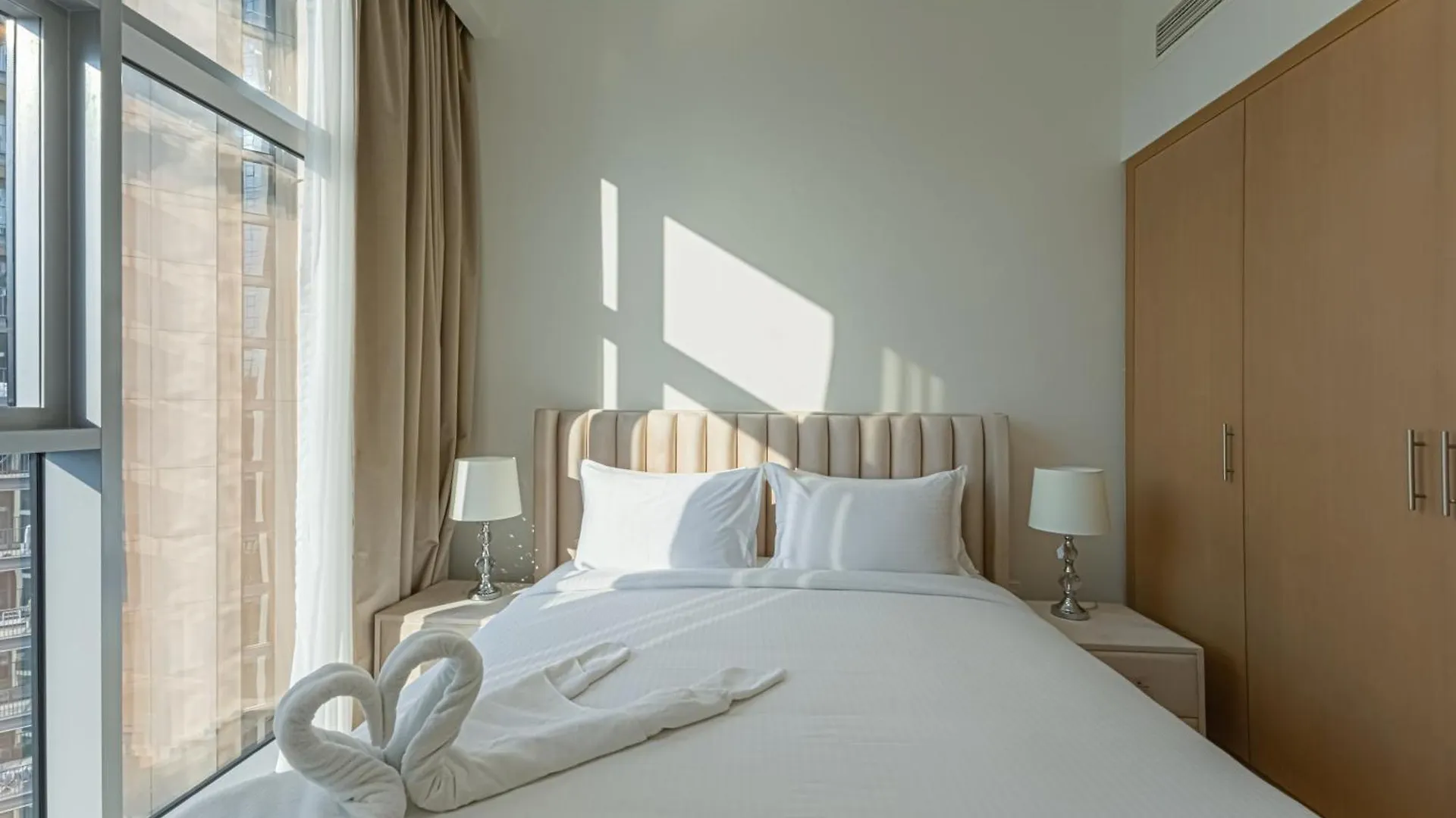 Beautiful 2Br Apartment In The Heart Of Blvd دبي 0*,
