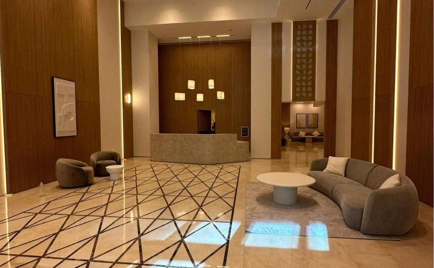 Beautiful 2Br Apartment In The Heart Of Blvd دبي